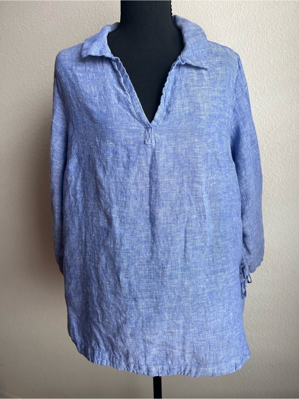 Isaac Mizrahi Blue Linen V-Neck Tunic